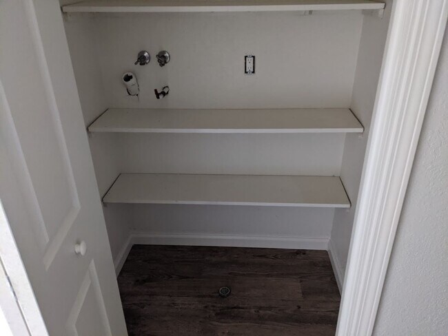 Building Photo - 55 Stenner St