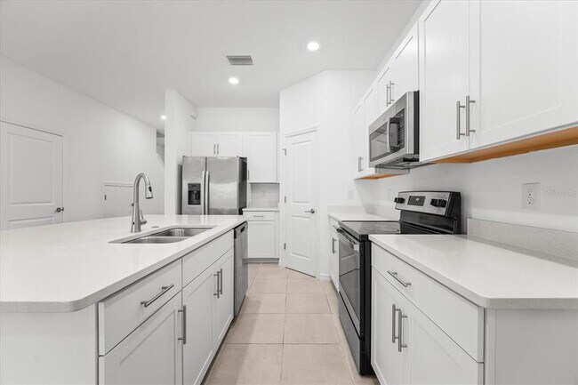 Building Photo - 8508 Lunar Skye St