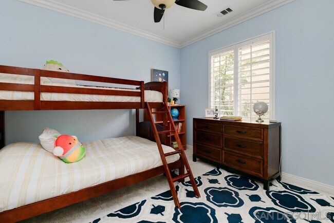 Building Photo - 15677 Via Montecristo