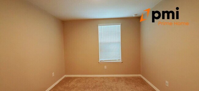 Building Photo - Charming 3-Bed Townhouse Retreat in Winter Garden – Spacious Living with 2.5 Baths!