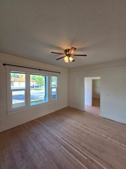 Living Room - 1124 2nd Ave N