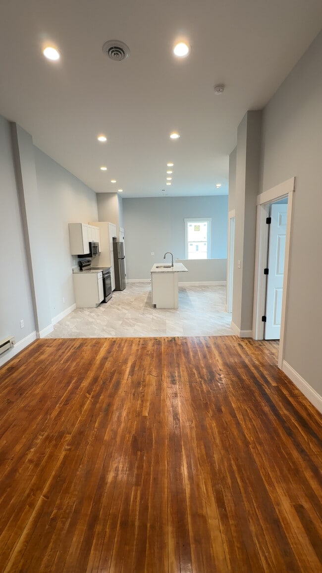 Building Photo - Downtown Rental Units