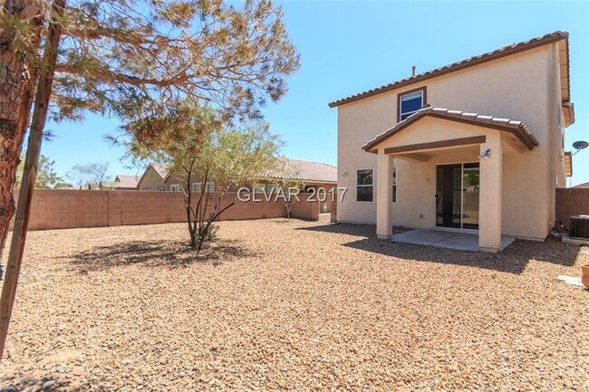Building Photo - Great NLV single family 3 bedroom home.