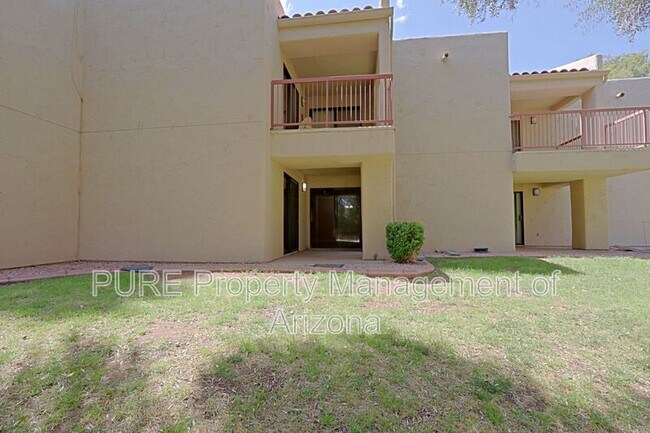 Building Photo - 9355 N 91st St