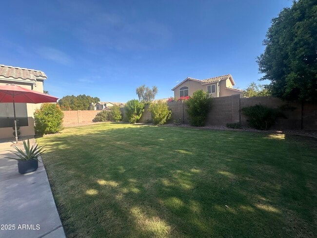 Building Photo - 7165 W Foothill Dr