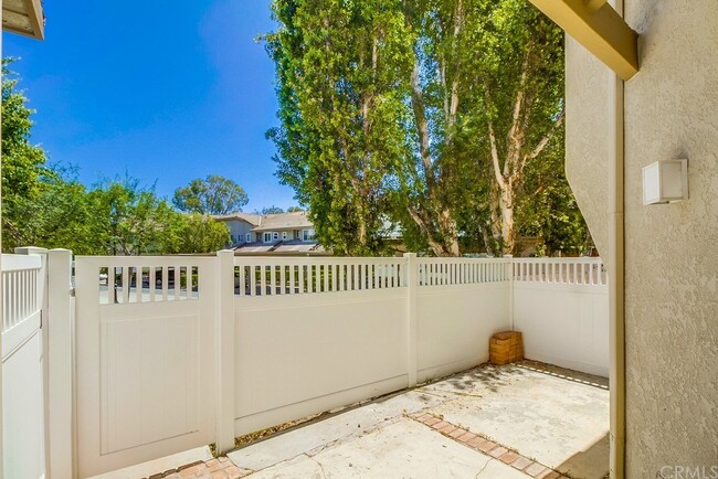 Building Photo - 24351 Marquis Ct