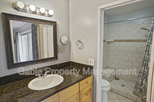 Building Photo - 26136 Rainbow Glen Dr