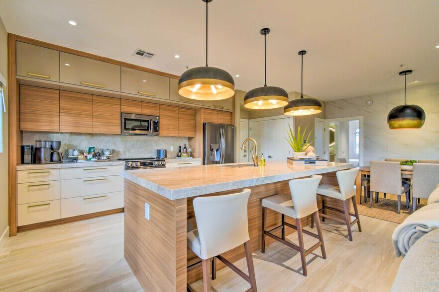 Building Photo - 11500 E Cochise Dr