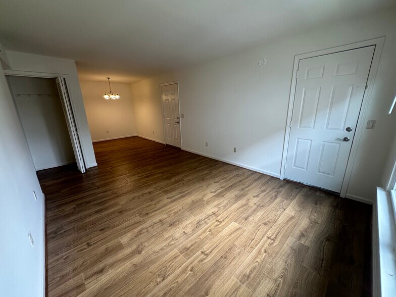 Building Photo - 2118 Acklen Ave