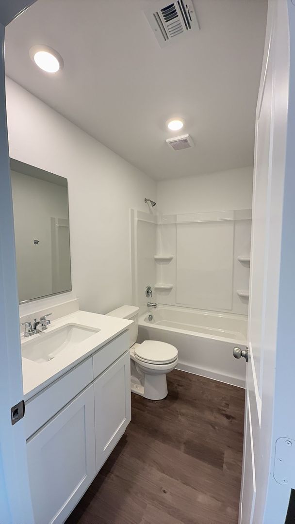 Building Photo - Beautiful new construction 3 bed, 2 bath home in Broken Arrow!
