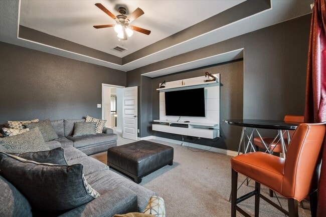Building Photo - 1307 Hackberry Heights Dr