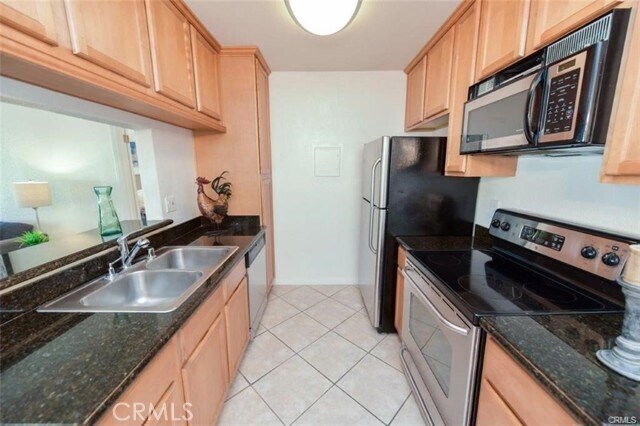 Building Photo - 1345 Cabrillo Park Dr