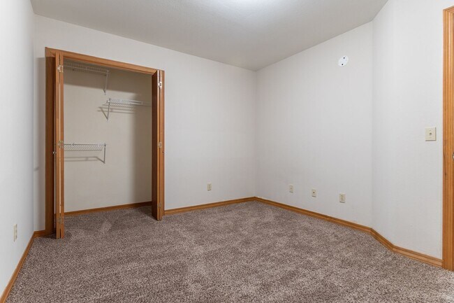 Building Photo - 1807 Pointer Ln