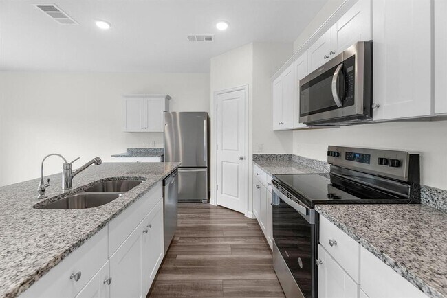 Building Photo - 15347 Abella Dr