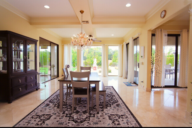Building Photo - 3306 E Jaeger Cir