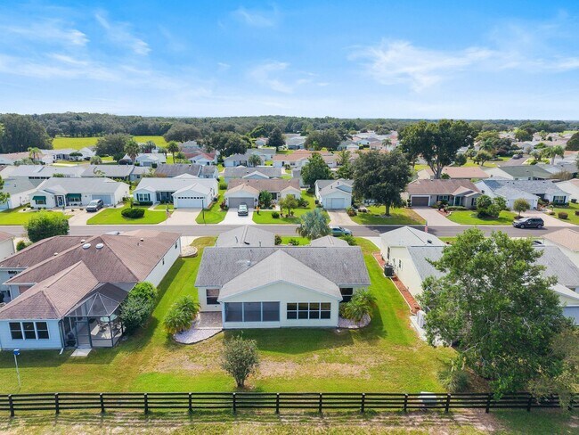 Building Photo - 1228 Carvello Dr