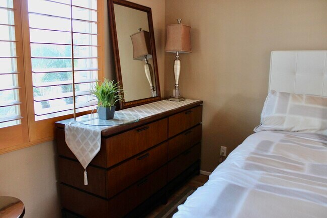 Building Photo - 77573 Ashberry Ct