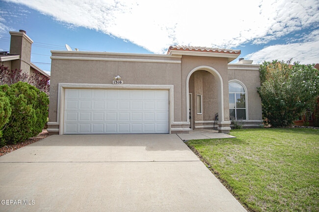 Building Photo - 1316 Desierto Azul Dr