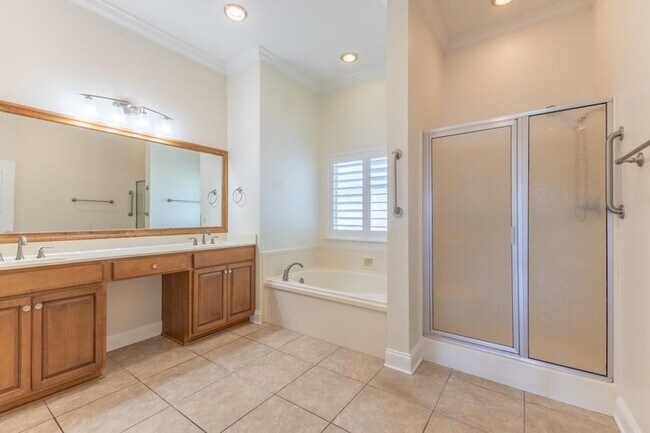 Building Photo - 321 Cypress Lakes Dr