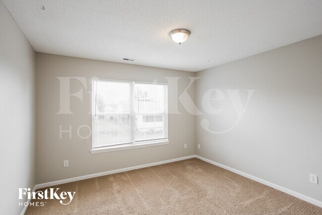 Building Photo - 1353 Cypress Dr