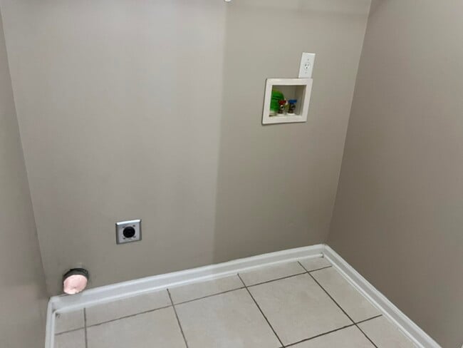 Building Photo - 11696 Accord Cove