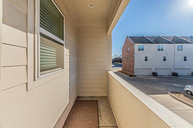 Building Photo - 313 N Mill St