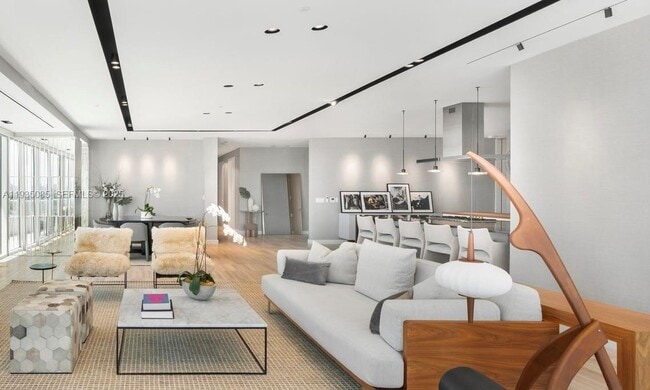 Building Photo - 4701 Meridian Ave