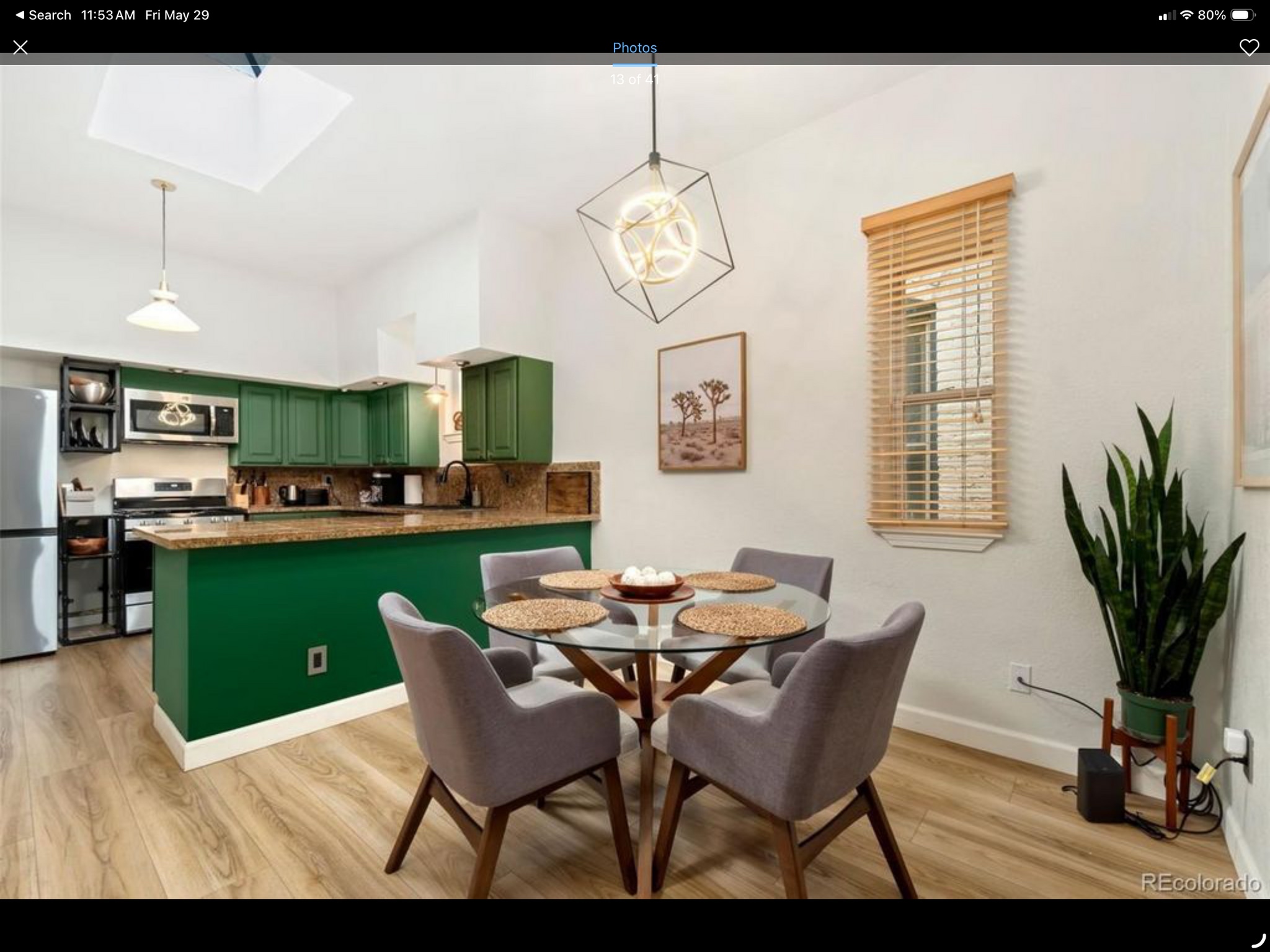 eat-in kitchen - 2421 Tremont Pl