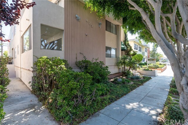Building Photo - 423 Avenue G