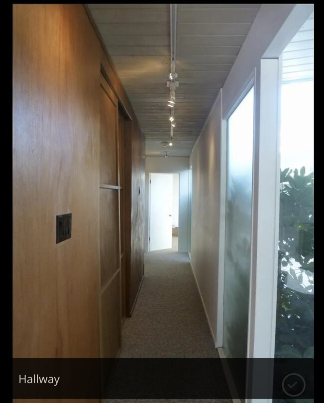 hallway - 20 Arcangel Way