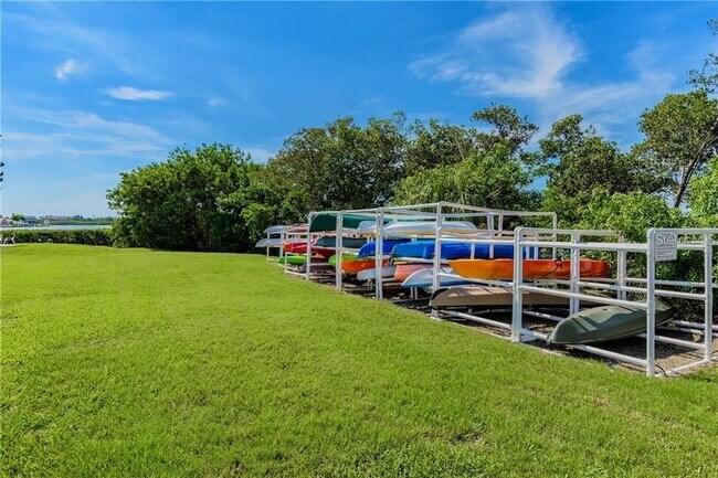 Building Photo - 12760 Indian Rocks Rd