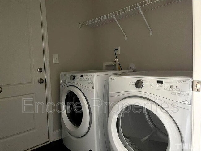 Building Photo - 8 Coughlin Wy