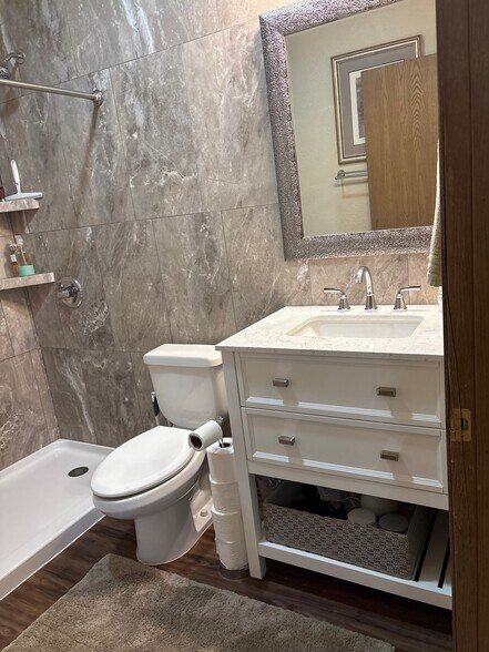 BATHROOM - 125 W Main St