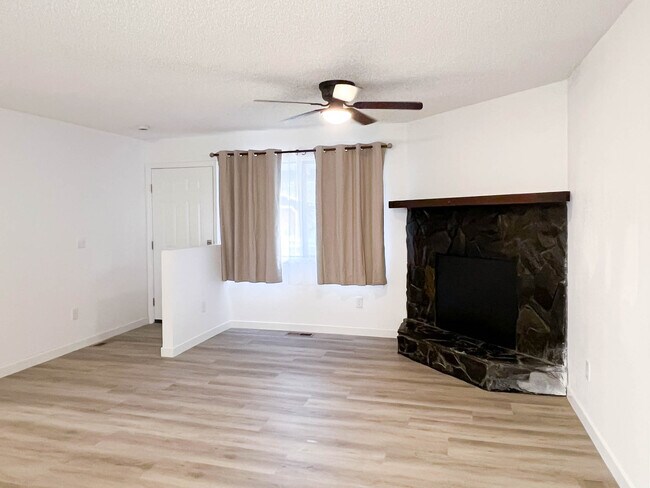 Building Photo - 7830 Kiana Cir