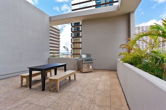 Building Photo - Private and Secure!! The Pinnacle Honolulu