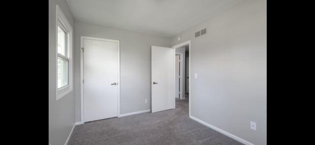 Building Photo - 1309 Lyndale Dr
