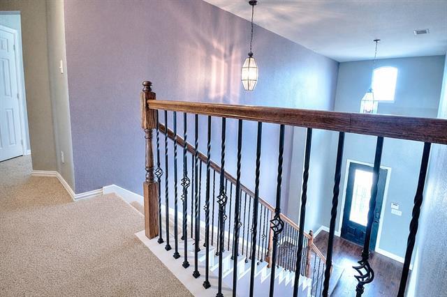 Building Photo - 6212 Meadowcrest Ln