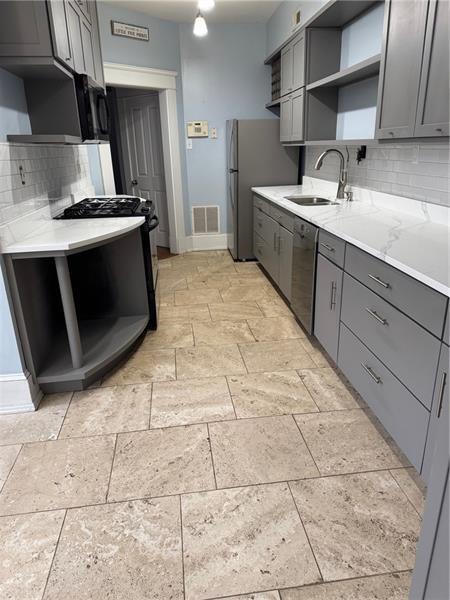 Building Photo - 1229 Euclid Ave NE