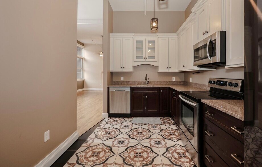 Kitchen & Living RM - 15 Mount Saint Marys Way