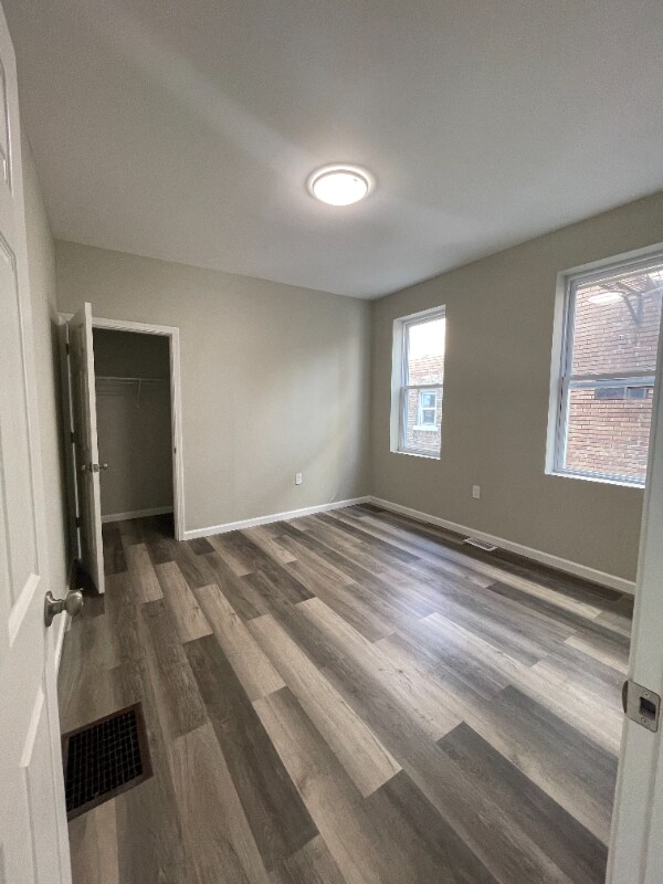 Building Photo - 537 Prospect Pl