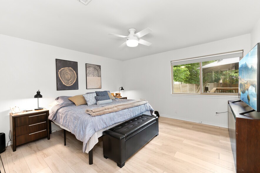 Building Photo - 2110 Spring Breeze Dr