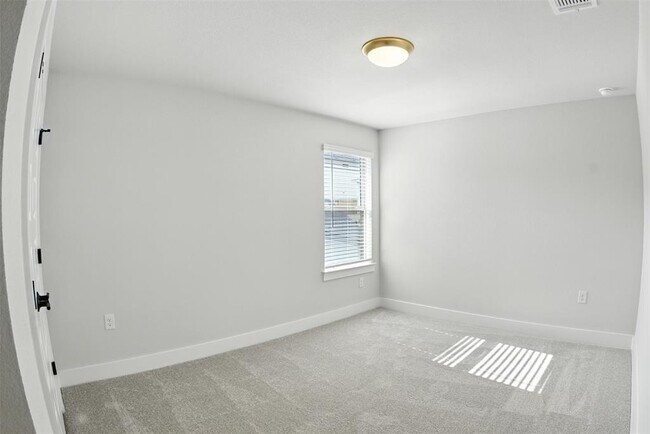 Building Photo - 7100 Pappy Van Winkle St