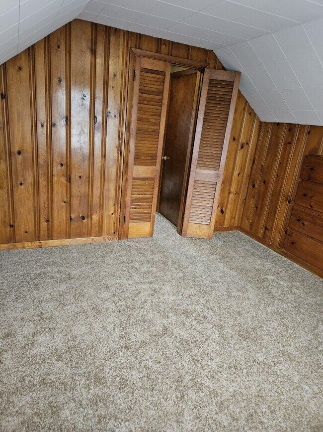 Building Photo - 8298 Jackies Dr