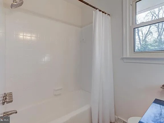 Building Photo - 302 Harris Rd