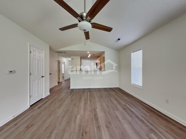 Building Photo - 156 Tudor Downs Rd