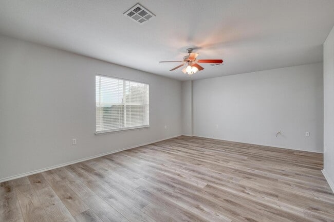 Building Photo - 9104 China Rose Dr