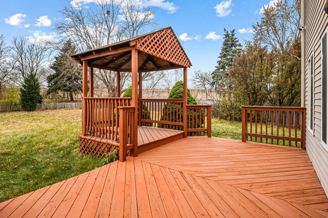 Building Photo - 22315 W Niagara Ct