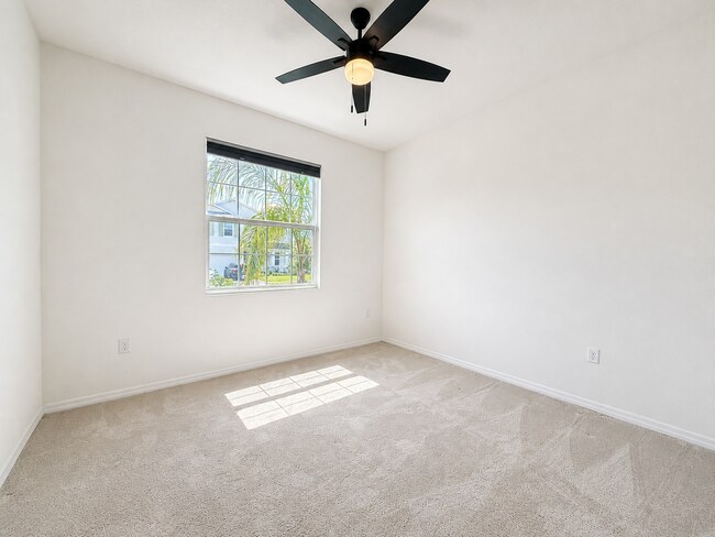 Building Photo - 12544 Shining Willow St