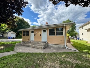 Building Photo - Rent Special!!! Rent Controlled - 3Bedroom Side by Side Duplex!