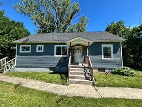 Building Photo - 13328 Edison St
